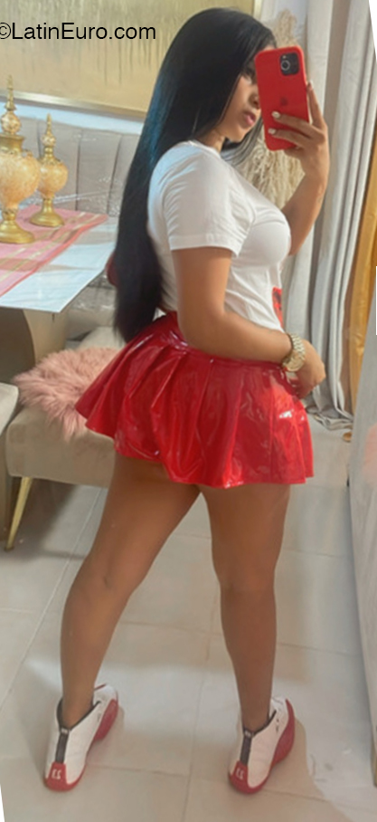 Date this attractive Dominican Republic girl Yamilet from Santo Domingo DO44646