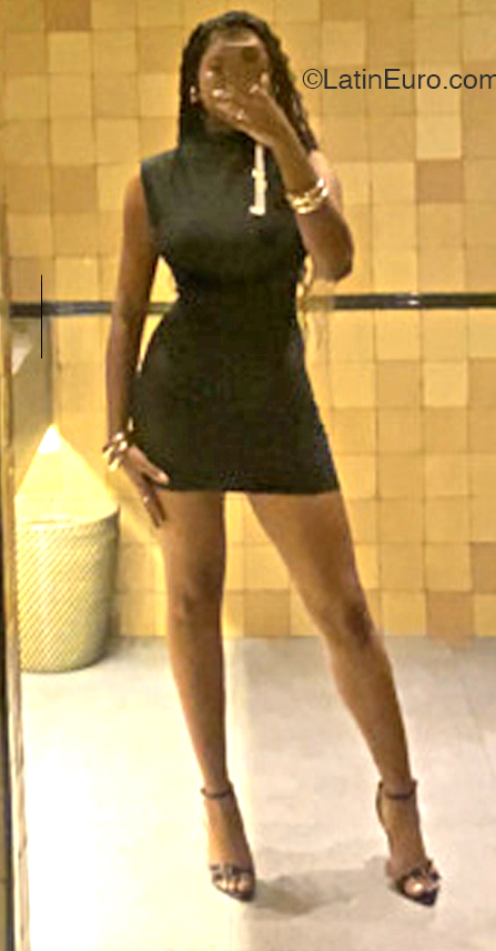 Date this charming United States girl Mariel from Santo Domingo DO46455