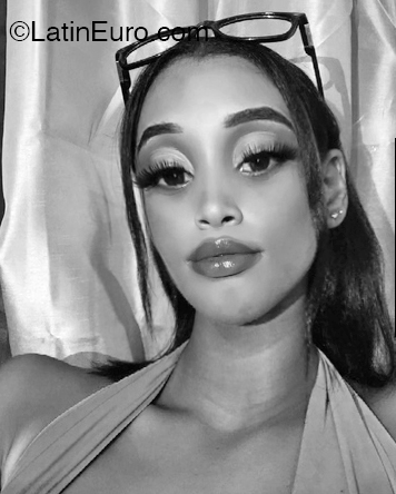 Date this hot Dominican Republic girl Franchesca from Santo Domingo DO46948