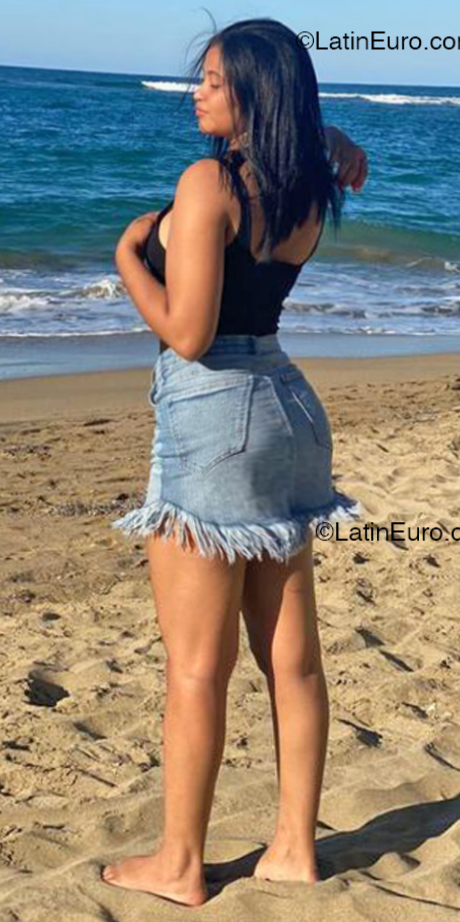 Date this cute Dominican Republic girl Areysi from Nagua DO52842
