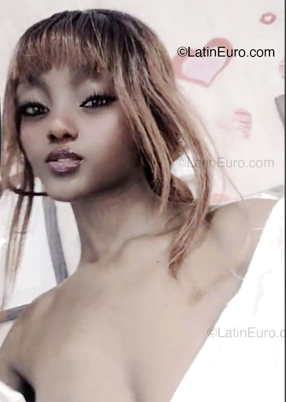 Date this gorgeous Colombia girl Dayan from Cali CO33103