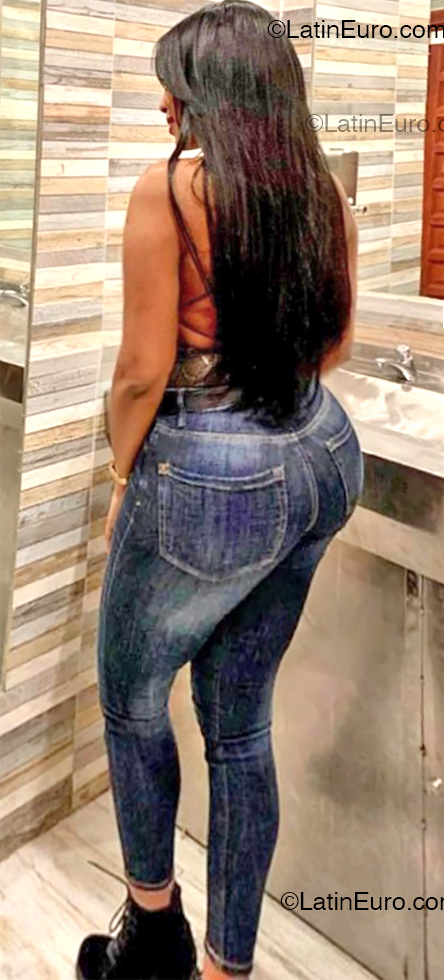 Date this foxy Spain girl Vicky from Galicia ES871
