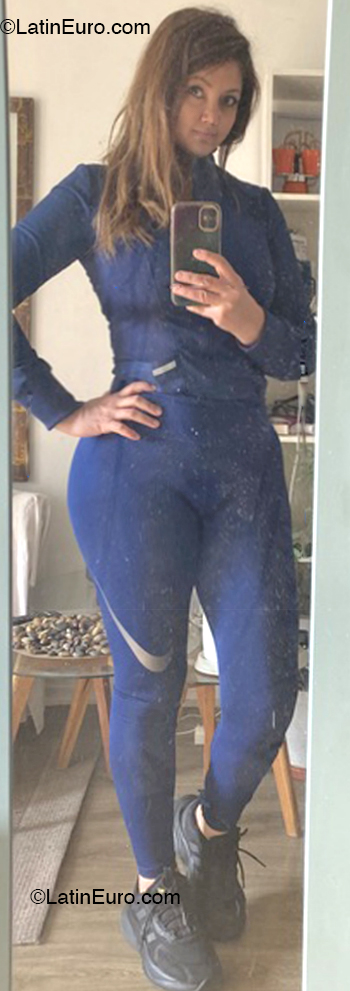 Date this voluptuous Chile girl Isabel from Santiago CL432