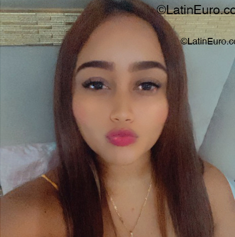 Date this foxy Dominican Republic girl Diosa from Puerto Plata DO53959