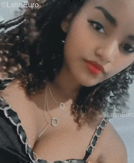 Date this tall Dominican Republic girl Agri from Puerto Plata DO54028