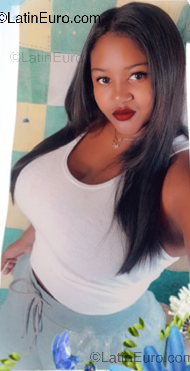 Date this delightful Dominican Republic girl Ayla from Santiago DO54415