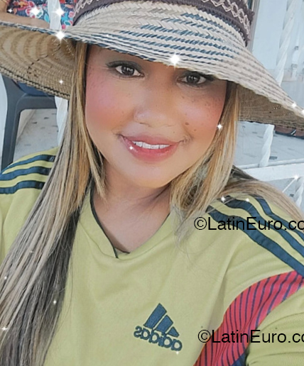 Date this hot Colombia girl Eve from Cartagena CO33257