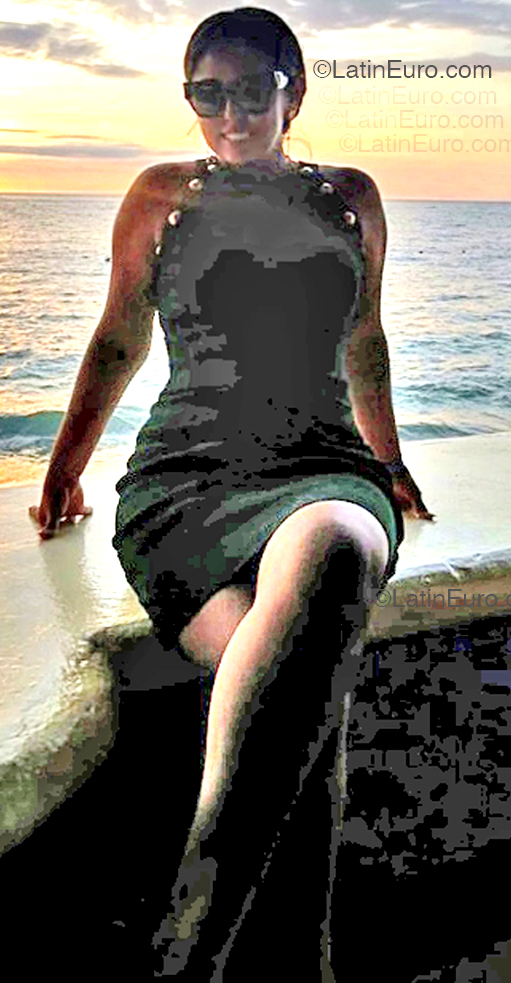Date this sultry Mexico girl Martha from San Luis Potosi MX2768