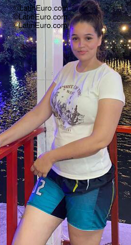 Date this hot Colombia girl Nani from Cucuta CO33320