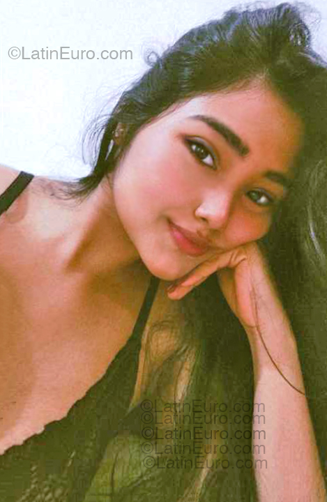 Date this passionate Colombia girl Mary from Cartagena CO33365