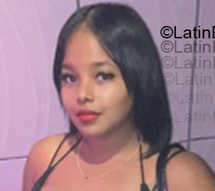 Date this hard body Dominican Republic girl Diana from La Romana DO55328