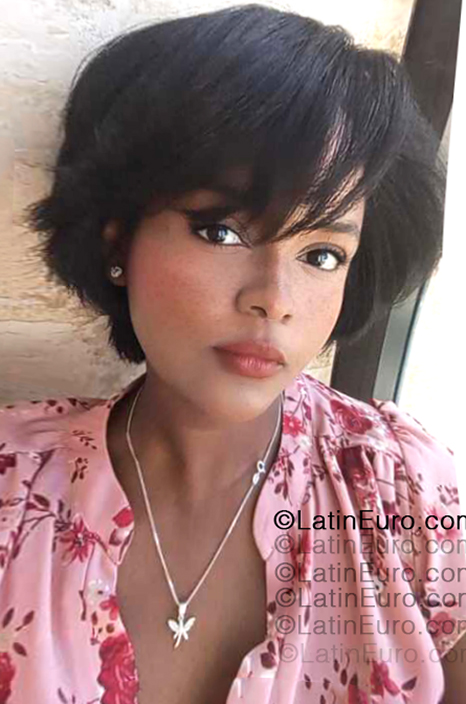 Date this cute Dominican Republic girl Rosmery from Santo Domingo DO55385