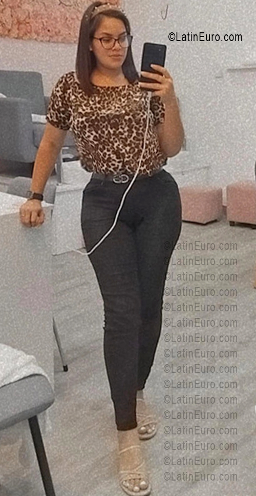 Date this sensual Panama girl Yulianis from Panama City PA1425