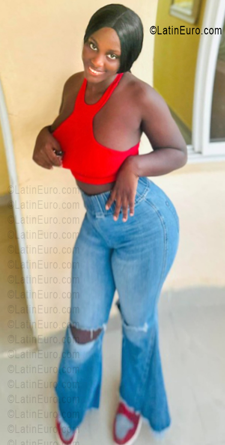 Date this exotic Dominican Republic girl Marian from Santo Domingo DO55882