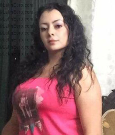Date this fun Colombia girl Andrea from Cali CO33630
