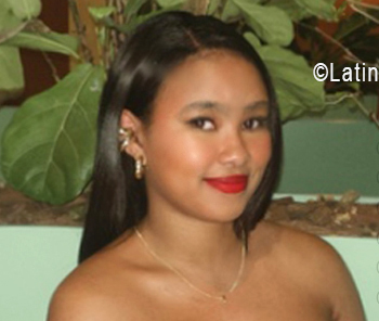 Date this sultry Dominican Republic girl Yosli from Santiago De Los Caballeros DO56330