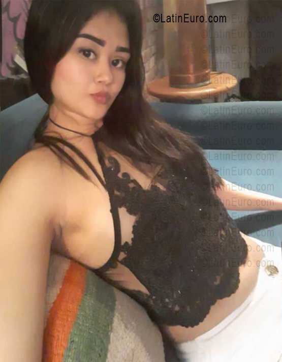 Date this cute Peru girl Adria from Lima PE2163