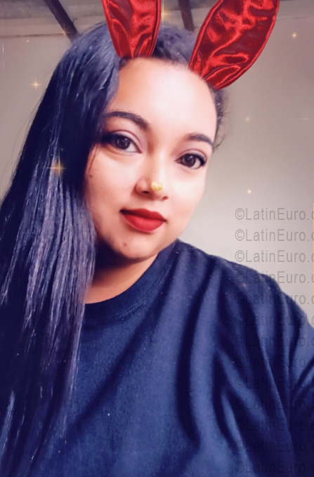 Date this georgeous Ecuador girl Marian from Islas Galapagos EC1138