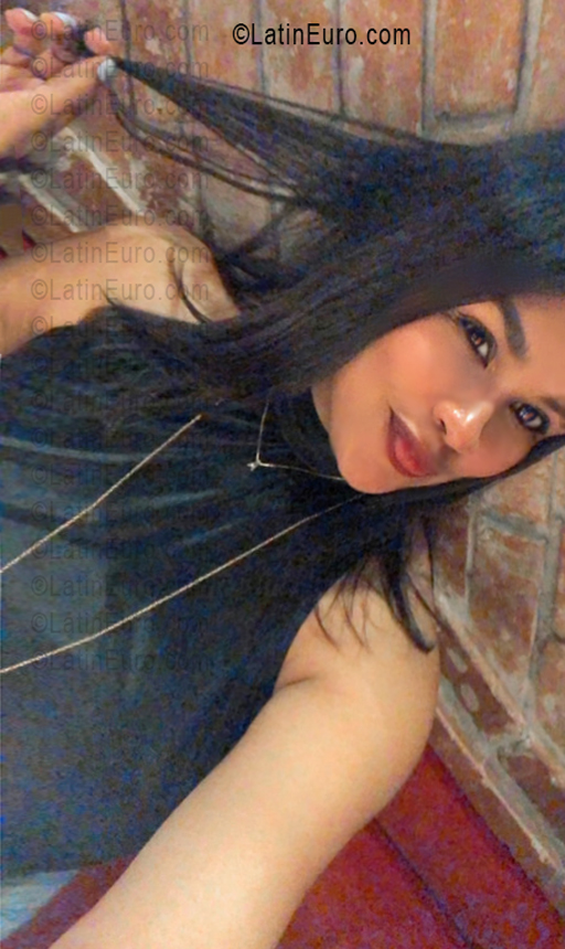Date this funny Dominican Republic girl Elisa from Santo Domingo Norte DO56485