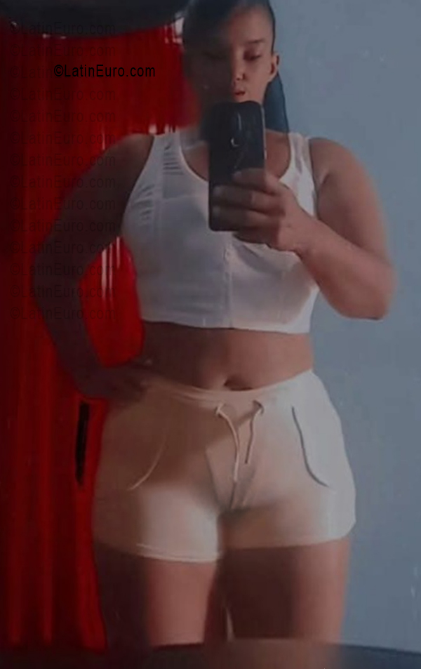 Date this gorgeous Dominican Republic girl Brythey from Santiago De Los Caballeros DO56558