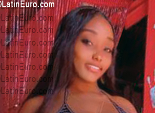 Date this delightful Dominican Republic girl Yessi from Santiago DO56559