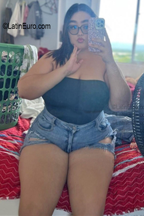 Date this young Colombia girl Isa from Valledupar CO33792