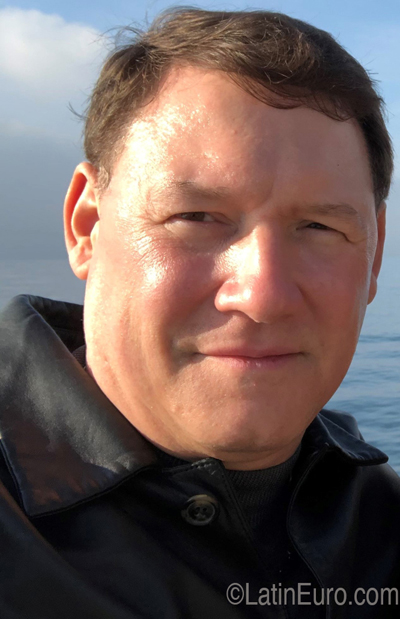 Date this charming United States man Scott from Austin US25650