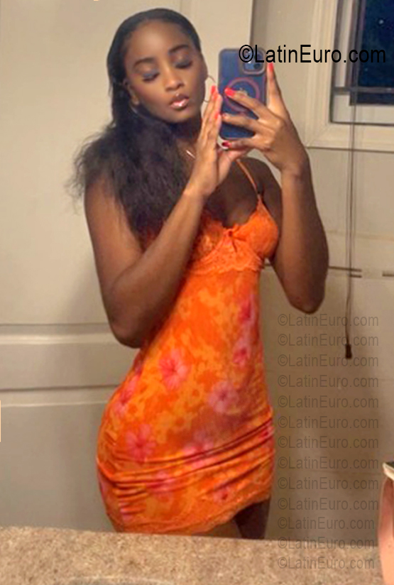 Date this young Jamaica girl Sherika from Kingston JM2752