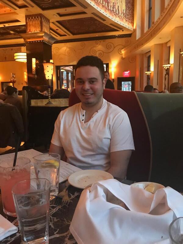 Date this lovely United States man Kobe from Oceanside US25724