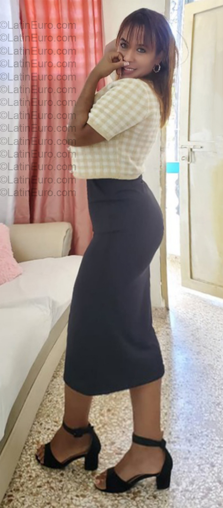 Date this passionate Dominican Republic girl Soribel from Santo Domingo DO57054