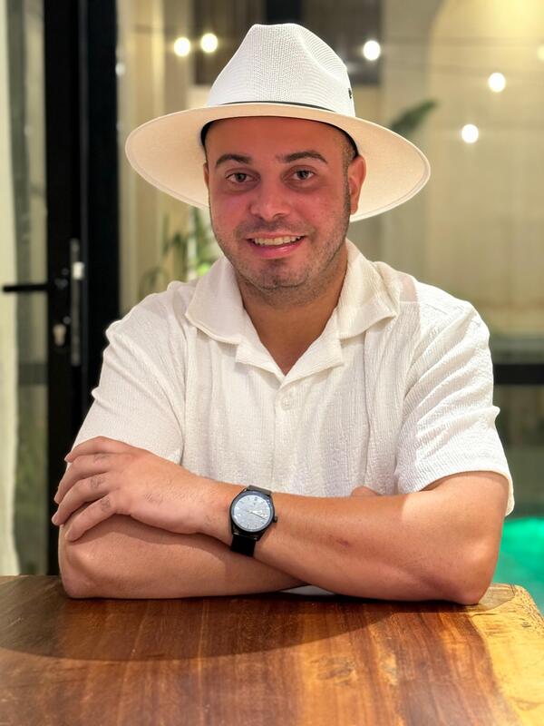 Date this voluptuous United States man Wade from Oceanside US25735