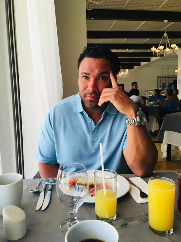 Date this happy United States man Lock from Lansing US25737