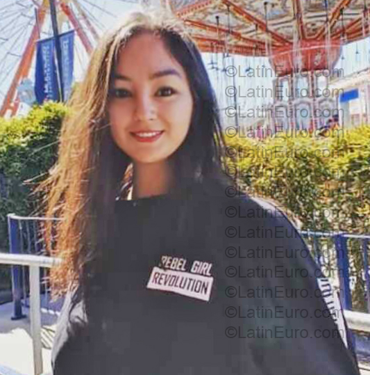 Date this hot Bolivia girl Lucia from Cercado BO163