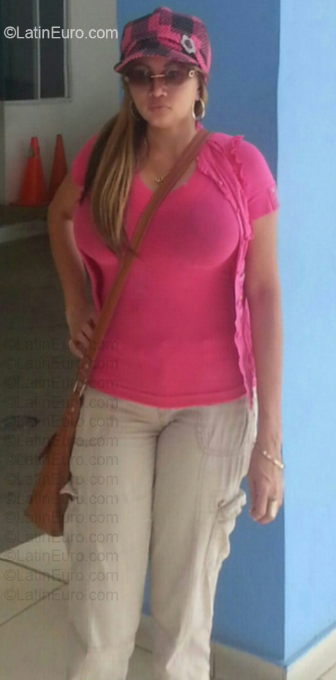 Date this delightful Panama girl Patricia from Panama PA1442